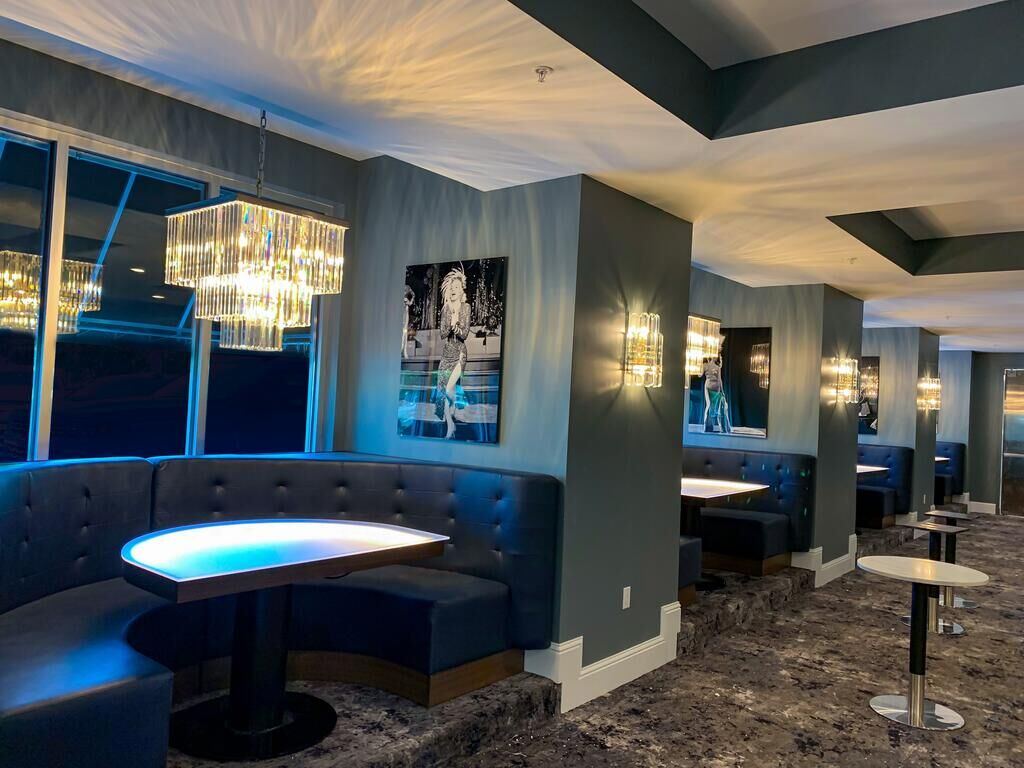 SAPPHIRE SUPPER CLUB